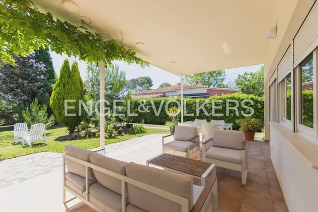5 chambre Villa/Maison à vendre à El Grau de Castelló, Castelló de la Plana avec piscine garage - 1 150 000 € (Ref: 9898012)