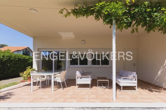 5 chambre Villa/Maison à vendre à El Grau de Castelló, Castelló de la Plana avec piscine garage - 1 150 000 € (Ref: 9898012)