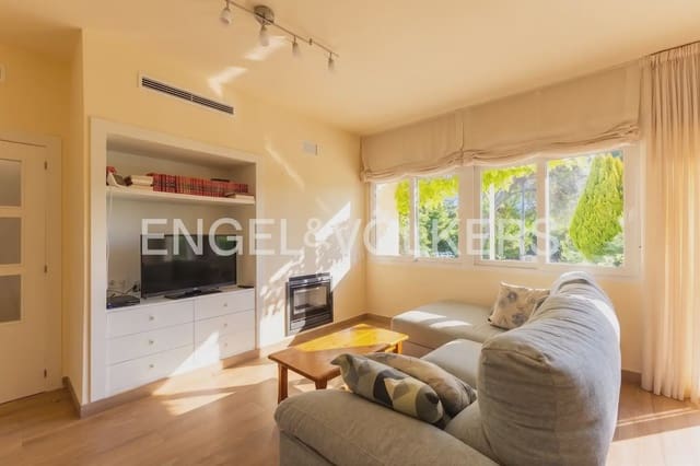 5 chambre Villa/Maison à vendre à El Grau de Castelló, Castelló de la Plana avec piscine garage - 1 150 000 € (Ref: 9898012)