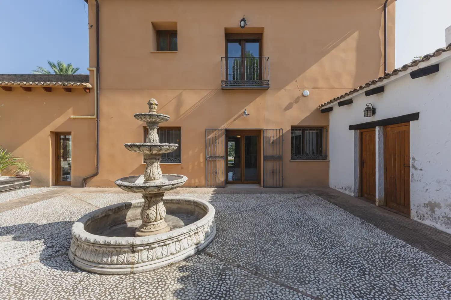 3 bedroom Finca/Country House for sale in Xativa with pool garage - € 649,000 (Ref: 9898014)