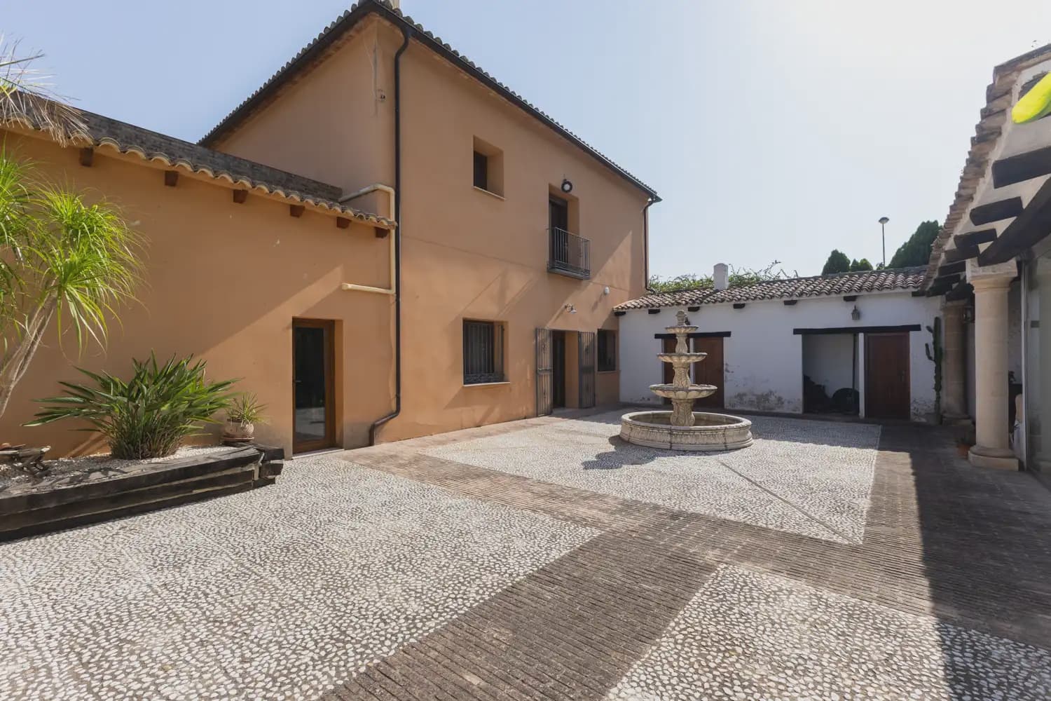 3 bedroom Finca/Country House for sale in Xativa with pool garage - € 649,000 (Ref: 9898014)