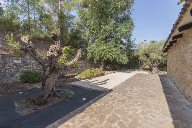 Finca/Casa Rural de 3 habitaciones en Xàtiva en venta con piscina garaje - 649.000 € (Ref: 9898014)