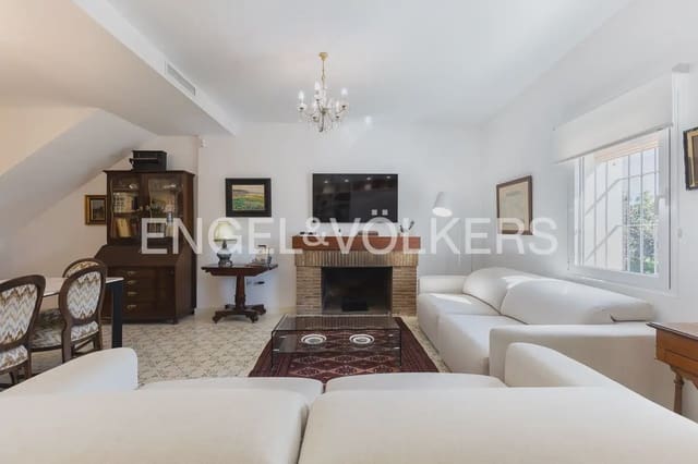 4 bedroom Finca/Country House for sale in Carcaixent with pool garage - € 580,000 (Ref: 9898015)