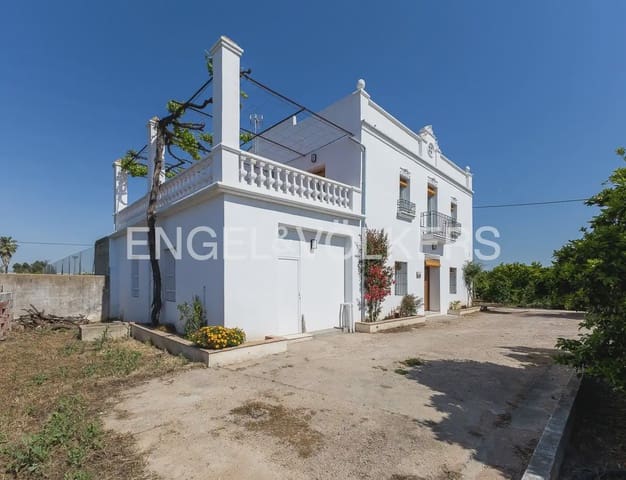 4 bedroom Finca/Country House for sale in Carcaixent with pool garage - € 580,000 (Ref: 9898015)