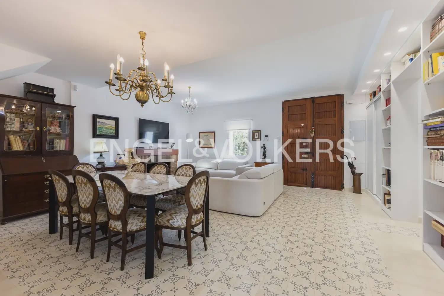 4 bedroom Finca/Country House for sale in Carcaixent with pool garage - € 580,000 (Ref: 9898015)
