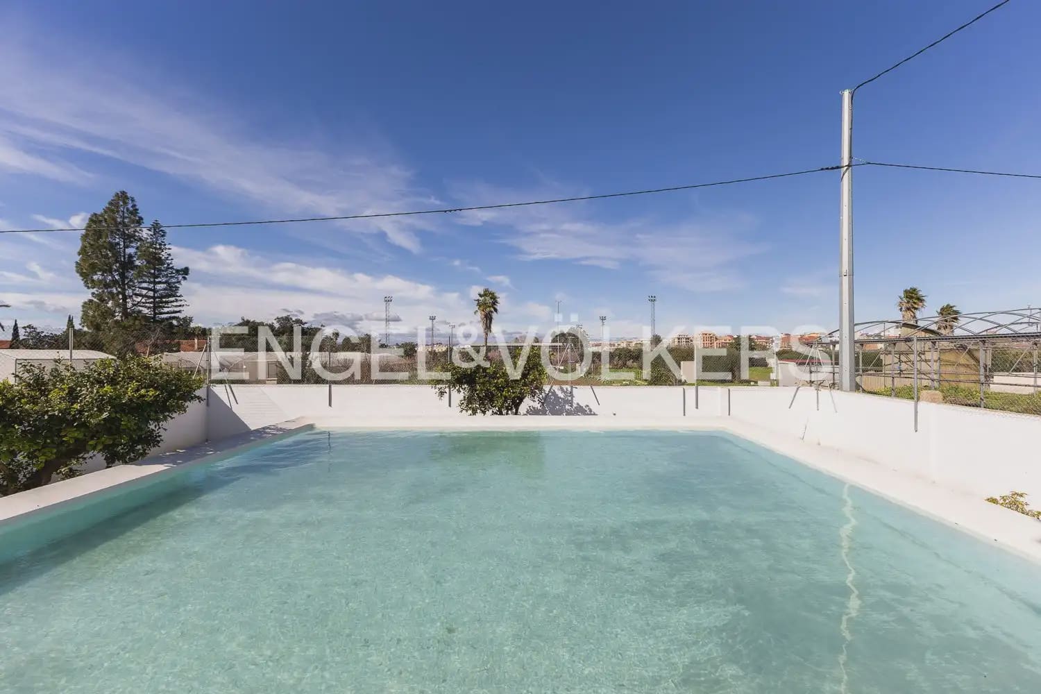 4 bedroom Finca/Country House for sale in Carcaixent with pool garage - € 580,000 (Ref: 9898015)