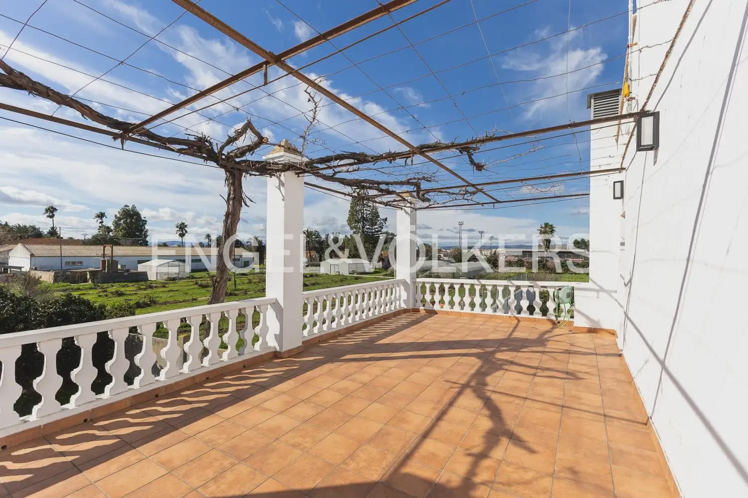 4 bedroom Finca/Country House for sale in Carcaixent with pool garage - € 580,000 (Ref: 9898015)
