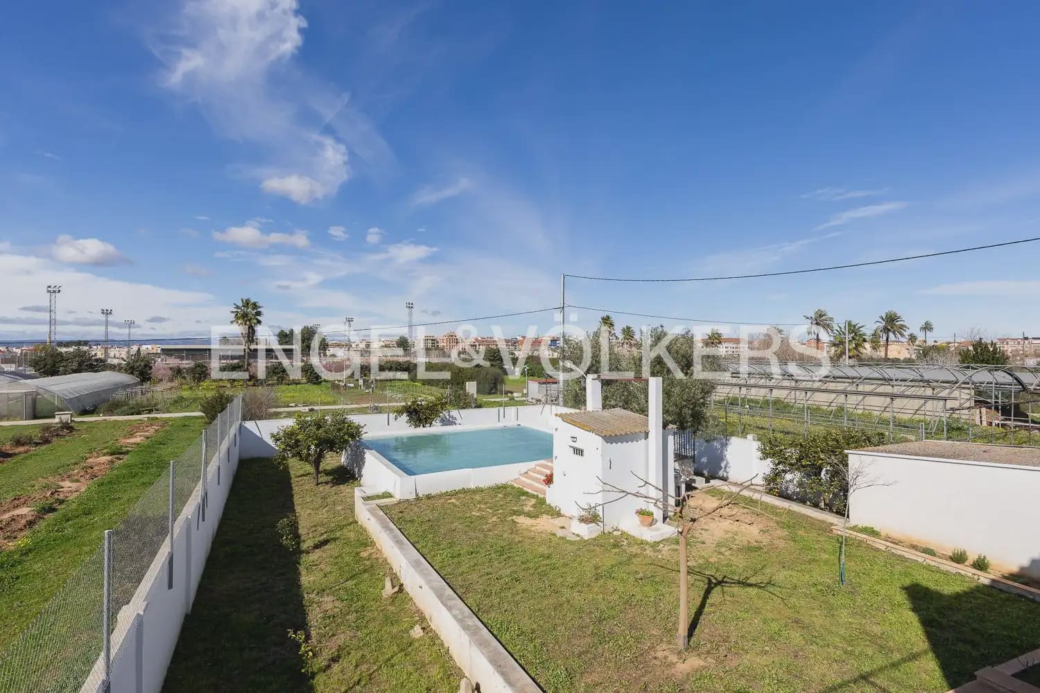 4 bedroom Finca/Country House for sale in Carcaixent with pool garage - € 580,000 (Ref: 9898015)