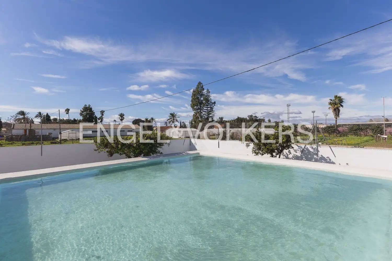 4 bedroom Finca/Country House for sale in Carcaixent with pool garage - € 580,000 (Ref: 9898015)
