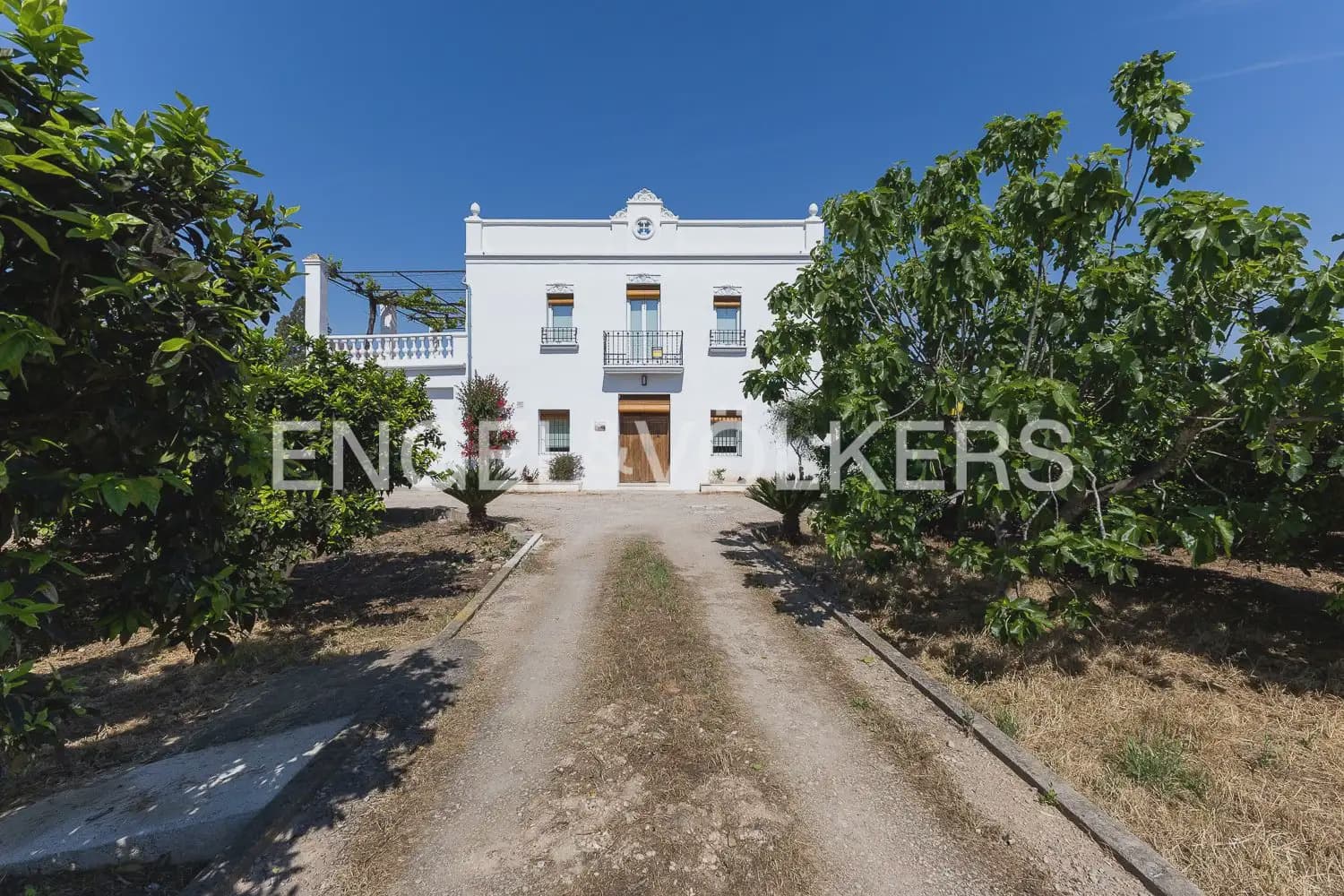 4 bedroom Finca/Country House for sale in Carcaixent with pool garage - € 580,000 (Ref: 9898015)