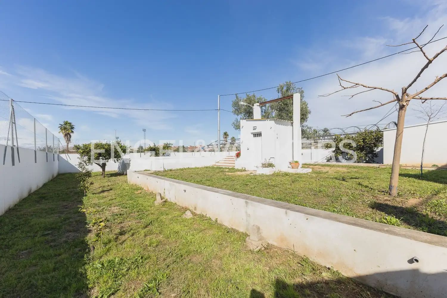 4 bedroom Finca/Country House for sale in Carcaixent with pool garage - € 580,000 (Ref: 9898015)