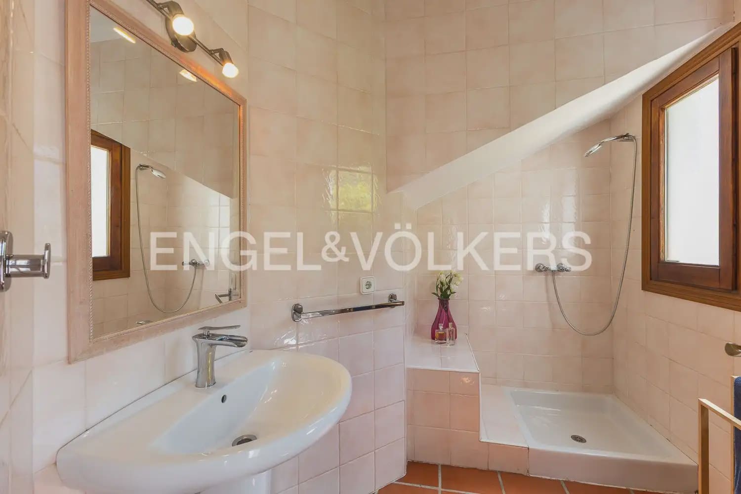 12 slaapkamer Halfvrijstaande villa te koop in Jalon / Xalo met zwembad garage - € 895.000 (Ref: 9898016)