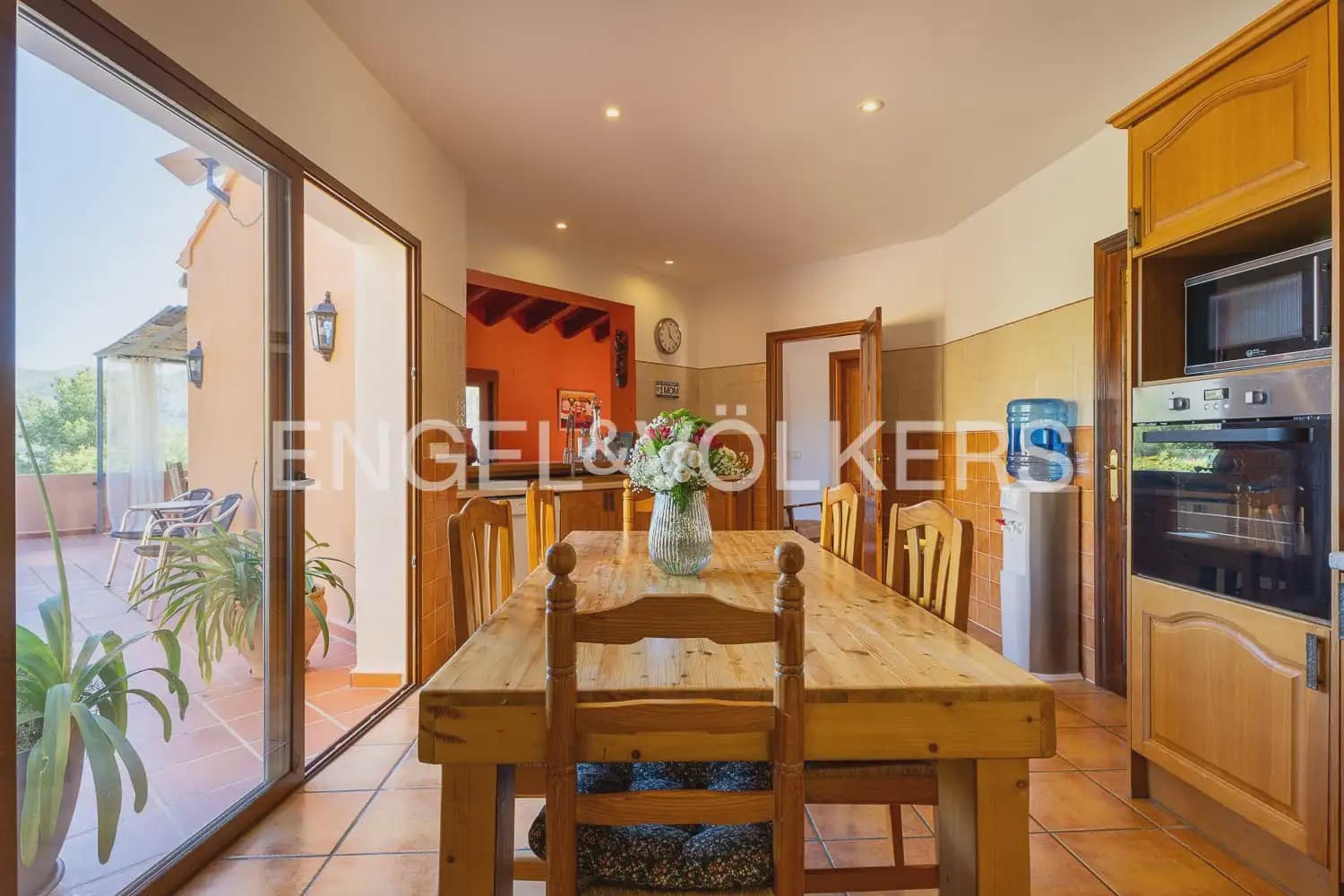 12 slaapkamer Halfvrijstaande villa te koop in Jalon / Xalo met zwembad garage - € 895.000 (Ref: 9898016)