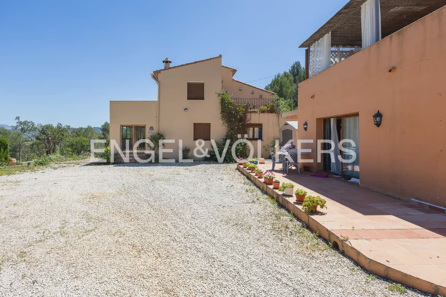 12 slaapkamer Halfvrijstaande villa te koop in Jalon / Xalo met zwembad garage - € 895.000 (Ref: 9898016)