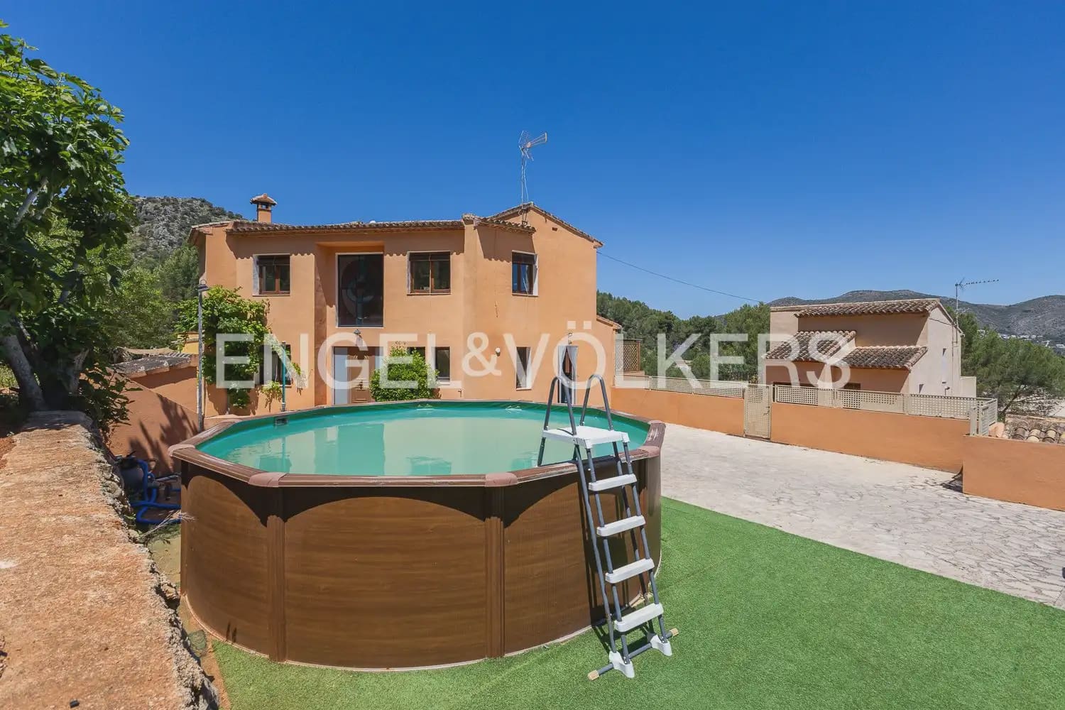 12 slaapkamer Halfvrijstaande villa te koop in Jalon / Xalo met zwembad garage - € 895.000 (Ref: 9898016)