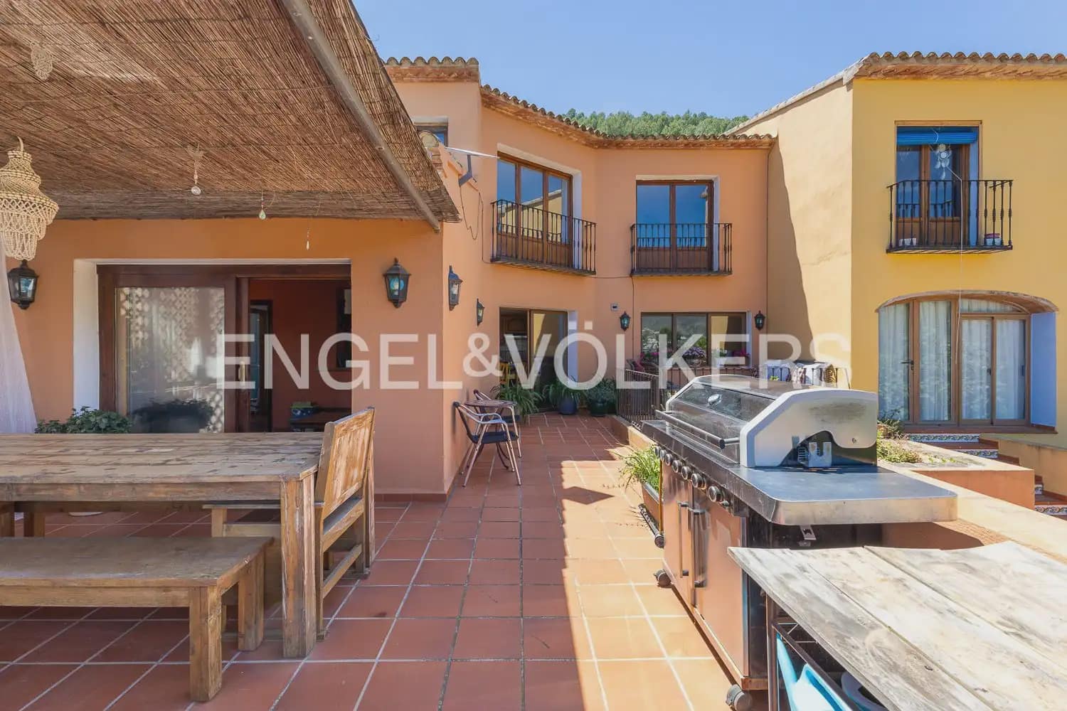 12 slaapkamer Halfvrijstaande villa te koop in Jalon / Xalo met zwembad garage - € 895.000 (Ref: 9898016)
