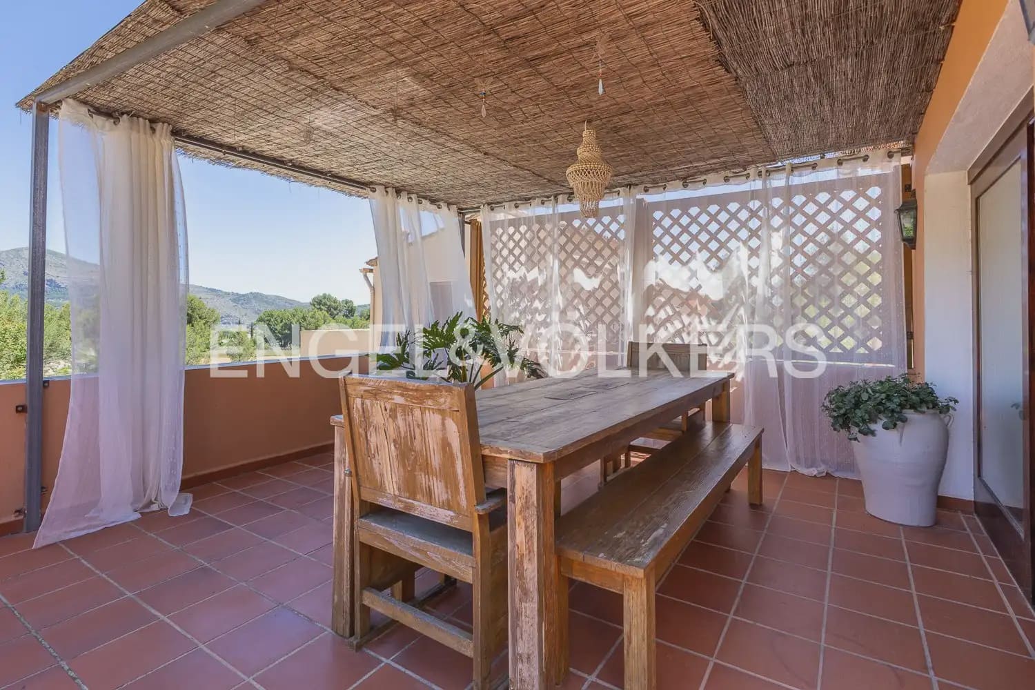12 slaapkamer Halfvrijstaande villa te koop in Jalon / Xalo met zwembad garage - € 895.000 (Ref: 9898016)