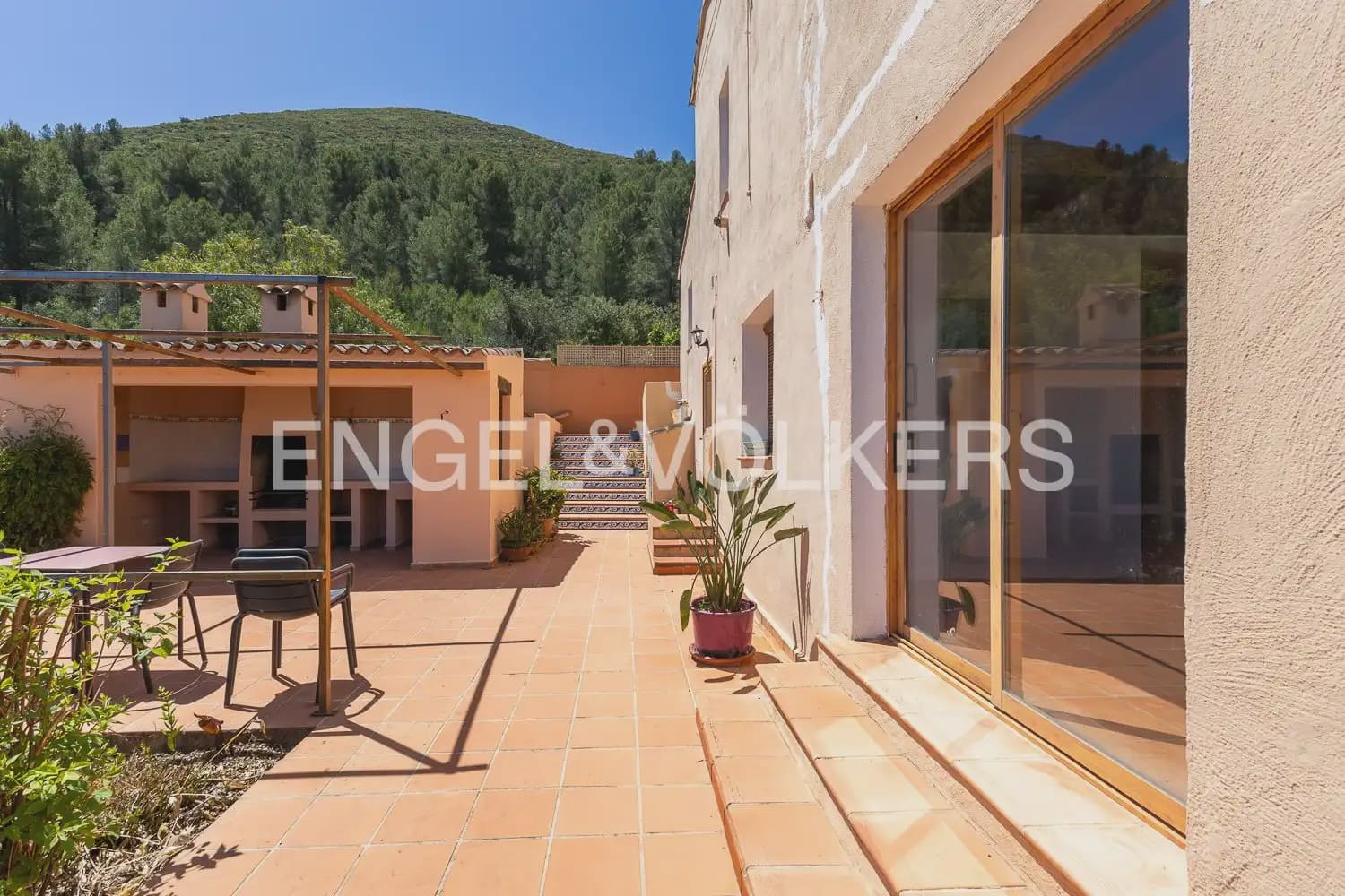 12 slaapkamer Halfvrijstaande villa te koop in Jalon / Xalo met zwembad garage - € 895.000 (Ref: 9898016)