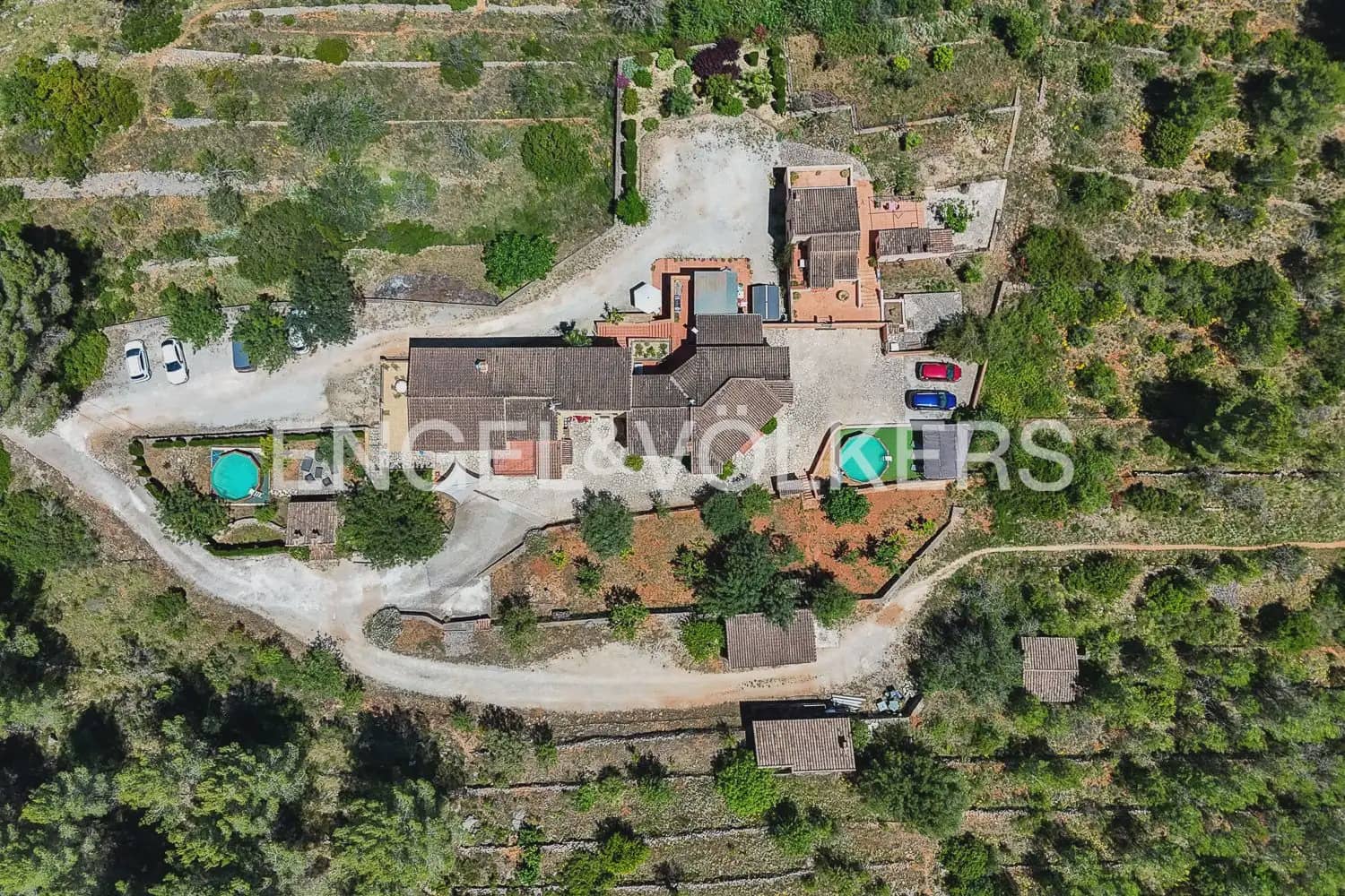12 slaapkamer Halfvrijstaande villa te koop in Jalon / Xalo met zwembad garage - € 895.000 (Ref: 9898016)
