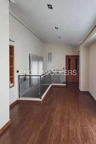 3 quarto Penthouse para arrendar em Sant Francesc, Valência cidade - 3 500 € (Ref: 9898017)