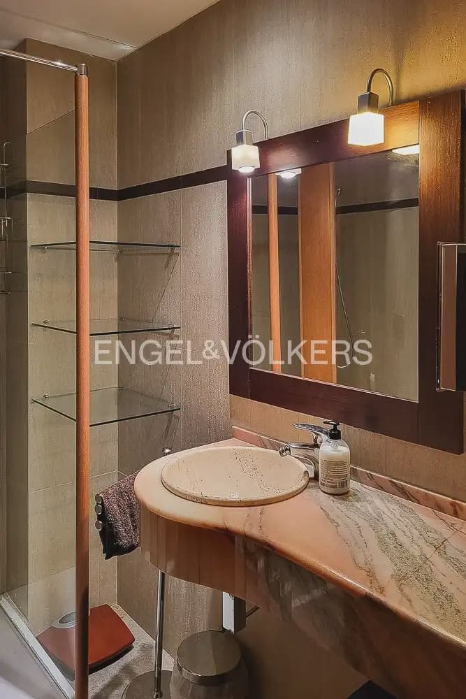 3 quarto Penthouse para arrendar em Valencia cidade - 3 500 € (Ref: 9898017)