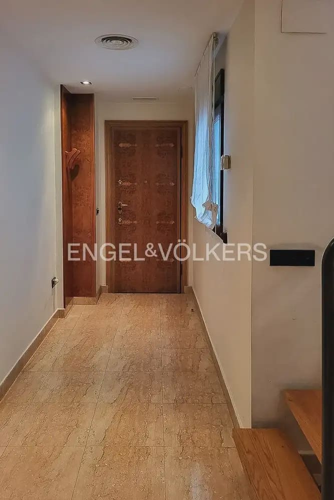 3 quarto Penthouse para arrendar em Valencia cidade - 3 500 € (Ref: 9898017)