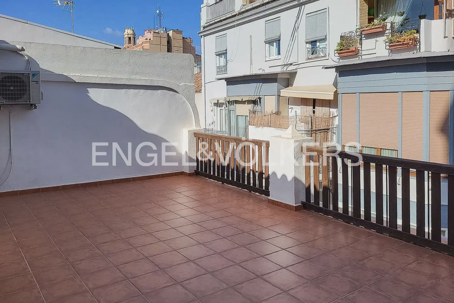3 quarto Penthouse para arrendar em Valencia cidade - 3 500 € (Ref: 9898017)