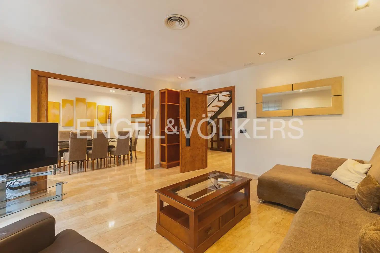 3 makuuhuone Kattohuoneisto vuokrattavana paikassa Valencia kaupunki - 3 400 € (Ref: 9898017)