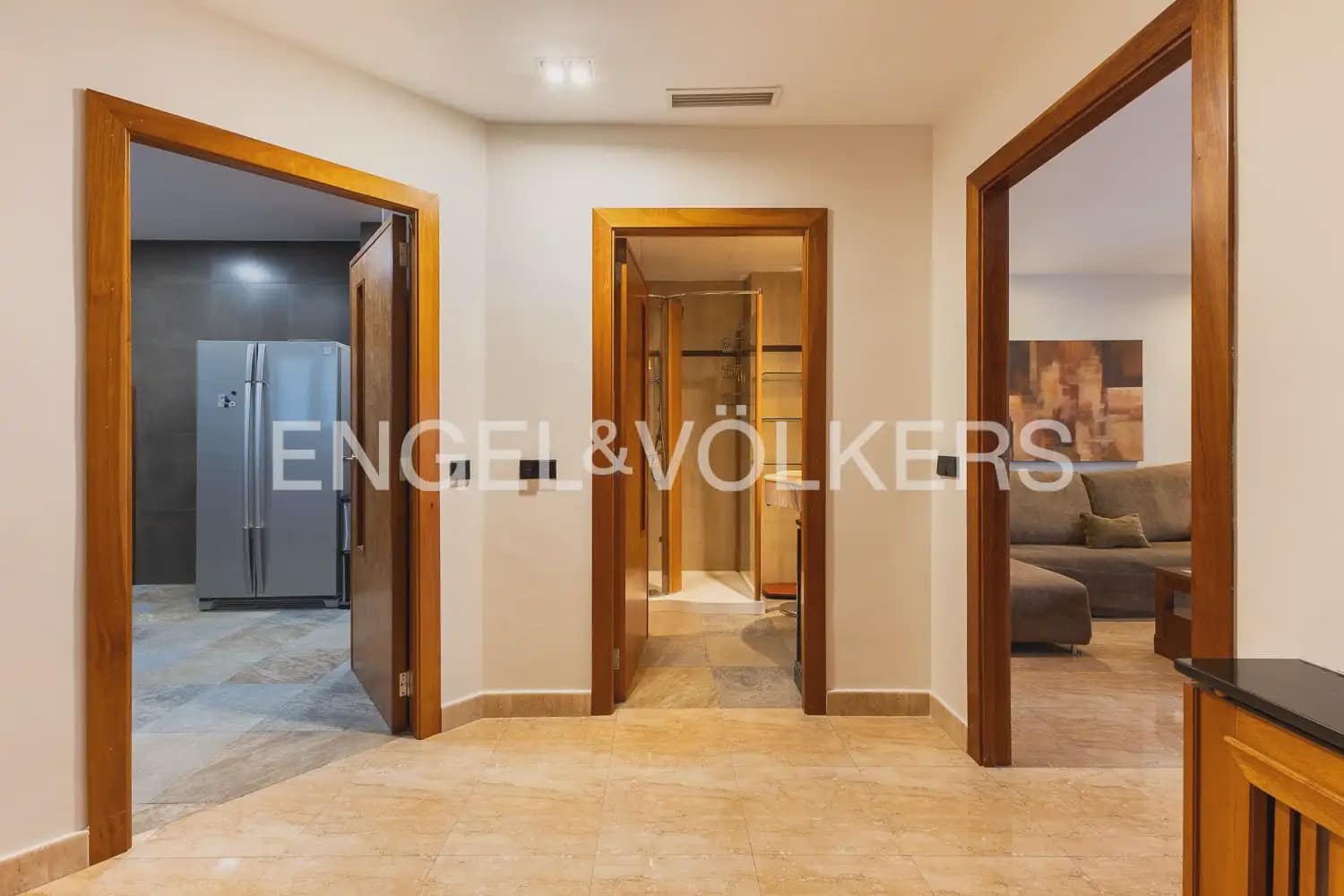 3 makuuhuone Kattohuoneisto vuokrattavana paikassa Valencia kaupunki - 3 400 € (Ref: 9898017)