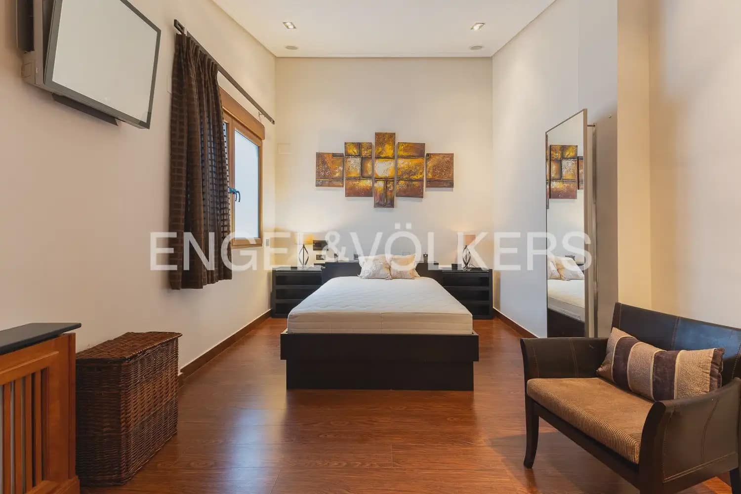 3 makuuhuone Kattohuoneisto vuokrattavana paikassa Valencia kaupunki - 3 400 € (Ref: 9898017)