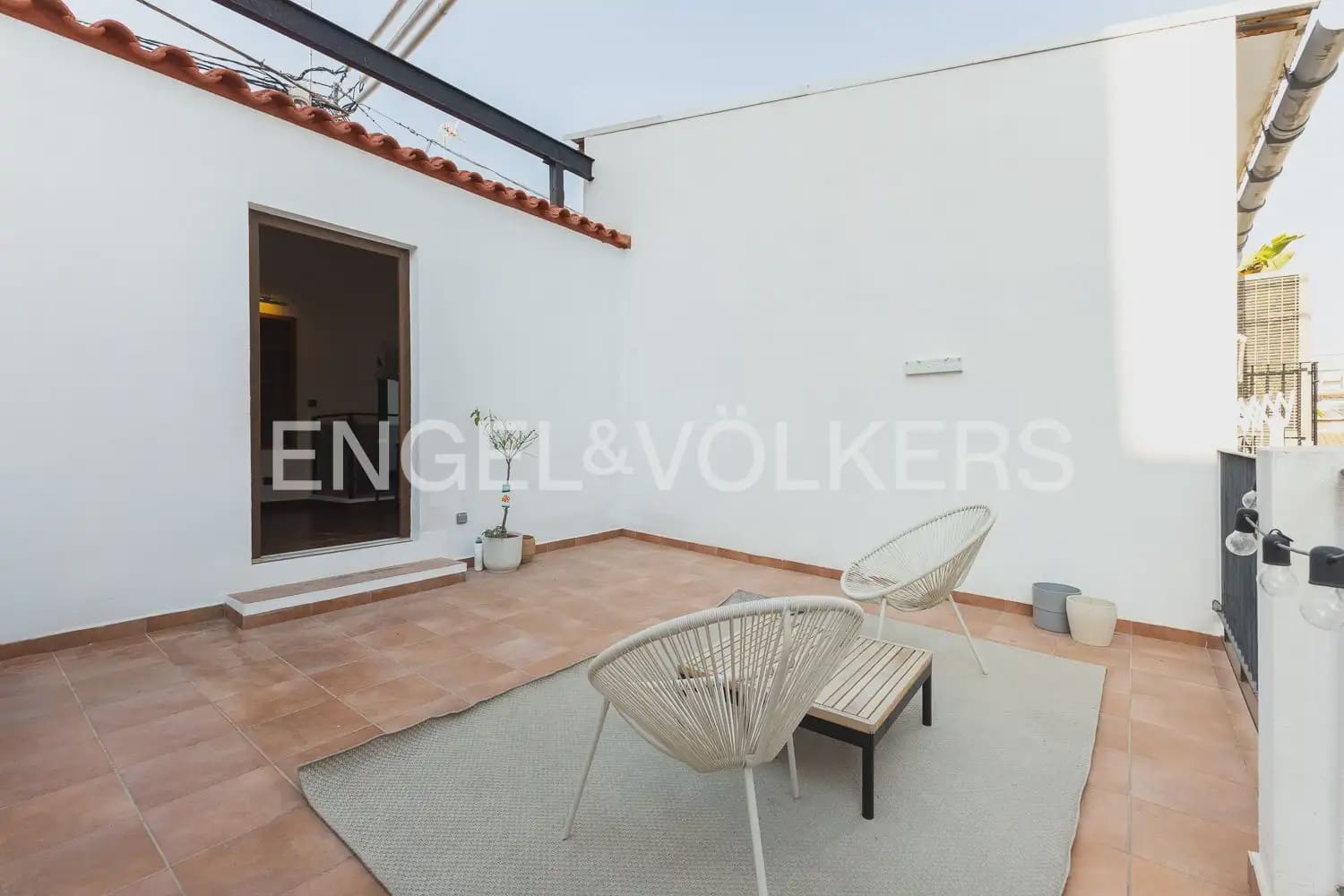 3 makuuhuone Kattohuoneisto vuokrattavana paikassa Valencia kaupunki - 3 400 € (Ref: 9898017)