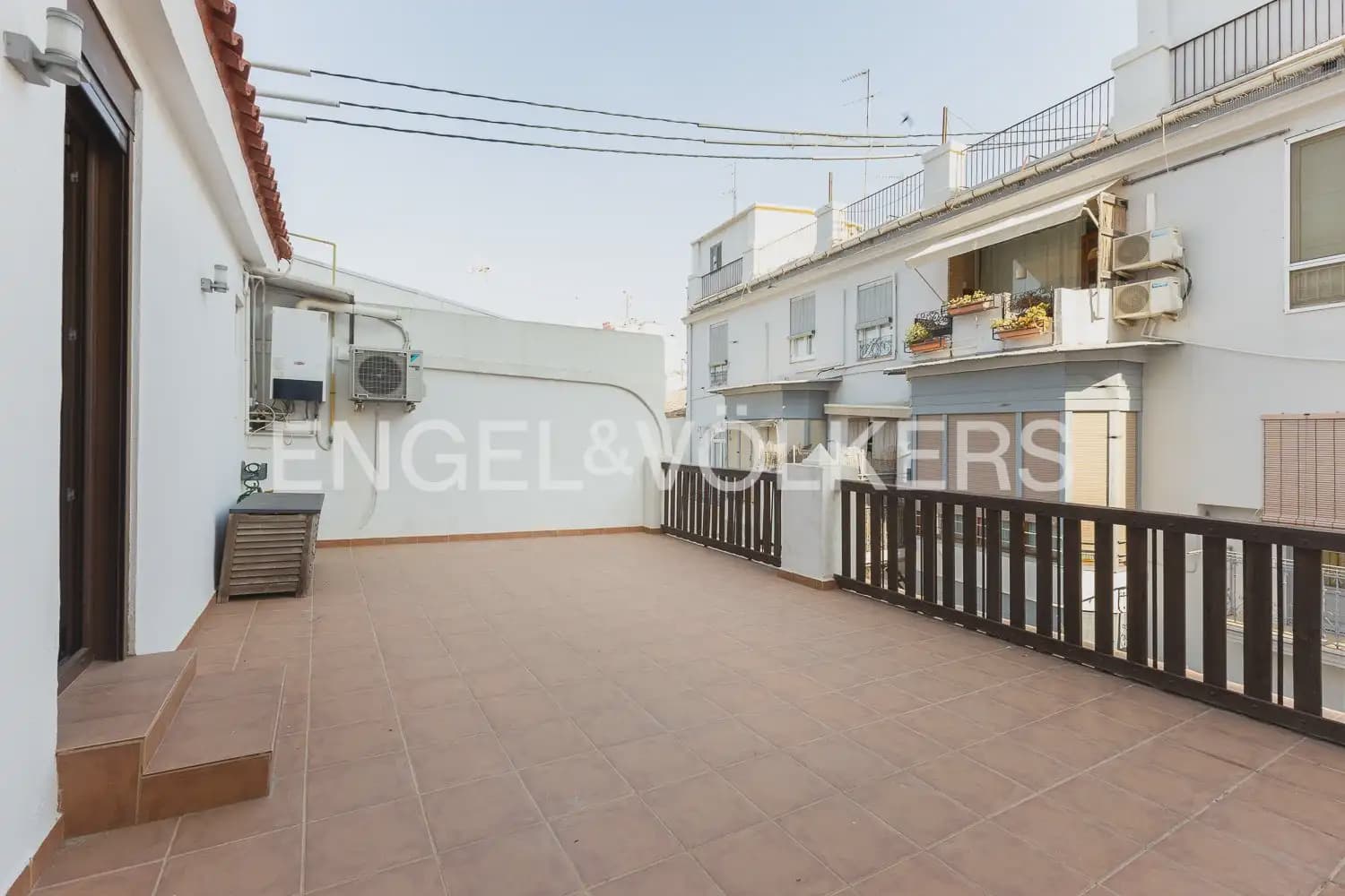 3 makuuhuone Kattohuoneisto vuokrattavana paikassa Valencia kaupunki - 3 400 € (Ref: 9898017)