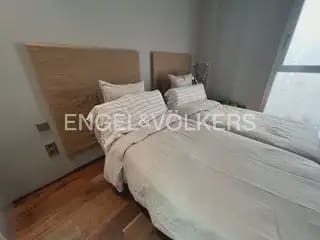 Ático de 2 habitaciones en València ciudad en alquiler - 2.600 € (Ref: 9898018)