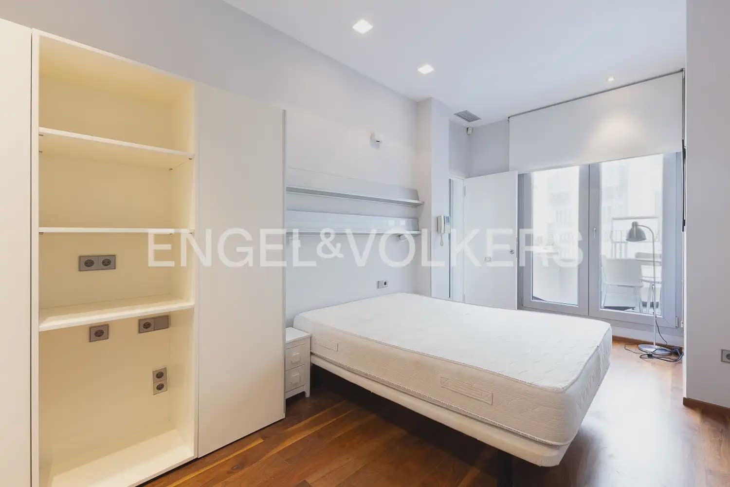 2 soveværelse Penthouse til leje i Valencia by - € 2.600 (Ref: 9898018)