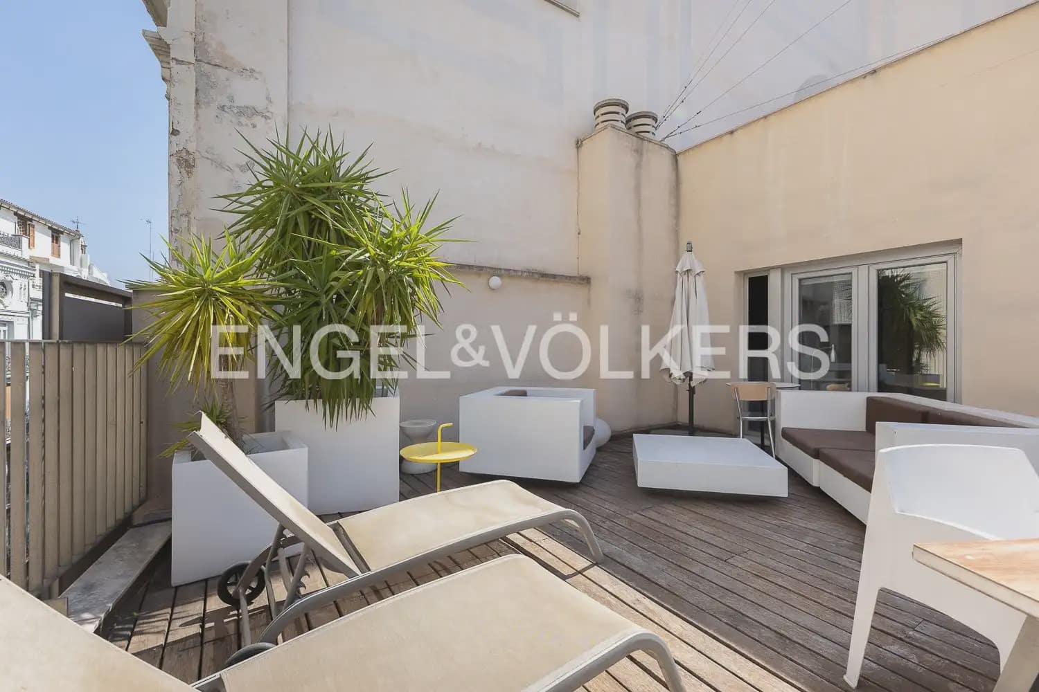 2 soveværelse Penthouse til leje i Valencia by - € 2.600 (Ref: 9898018)