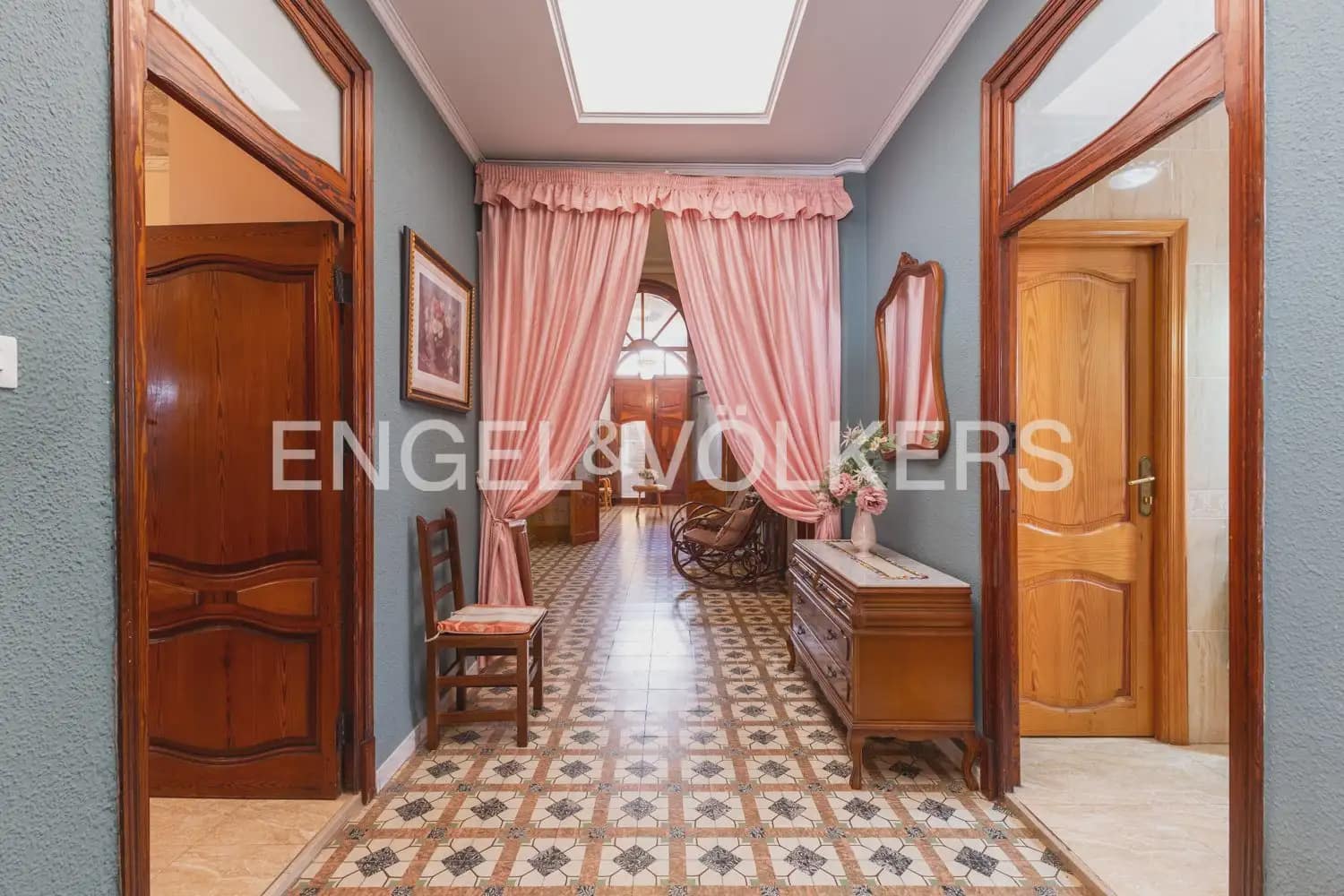 5 bedroom Townhouse for sale in Rafelguaraf with pool garage - € 215,000 (Ref: 9898019)