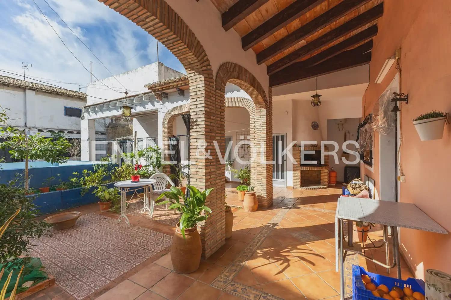 5 bedroom Townhouse for sale in Rafelguaraf with pool garage - € 215,000 (Ref: 9898019)