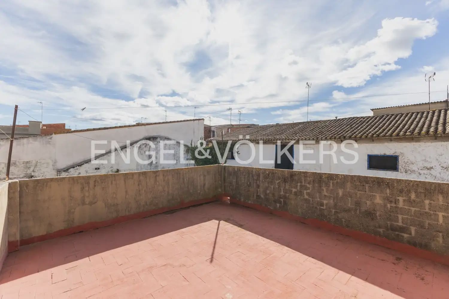 5 bedroom Townhouse for sale in Rafelguaraf with pool garage - € 215,000 (Ref: 9898019)