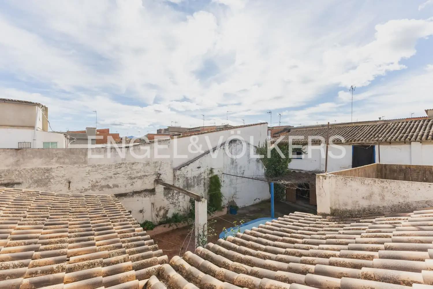 5 bedroom Townhouse for sale in Rafelguaraf with pool garage - € 215,000 (Ref: 9898019)