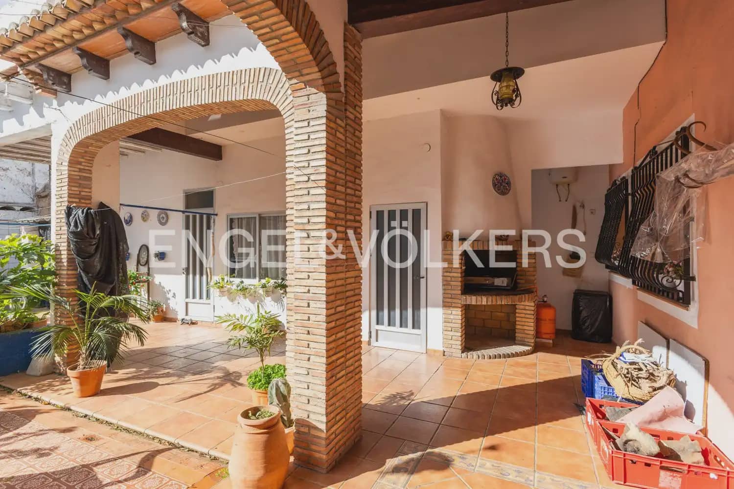 5 bedroom Townhouse for sale in Rafelguaraf with pool garage - € 215,000 (Ref: 9898019)