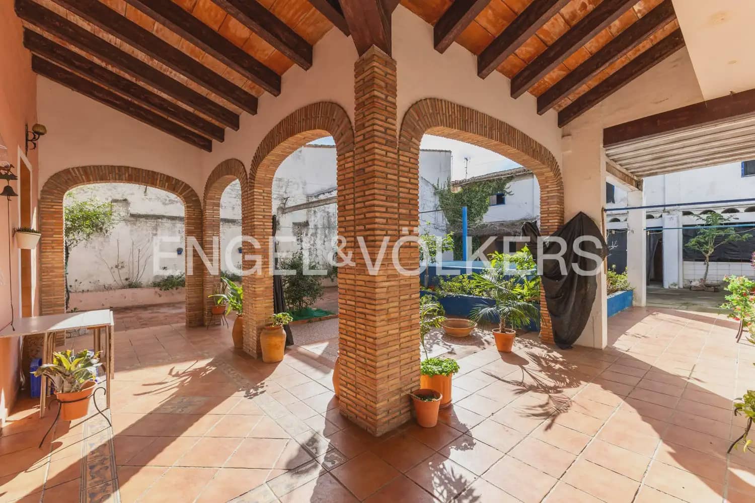 5 bedroom Townhouse for sale in Rafelguaraf with pool garage - € 215,000 (Ref: 9898019)