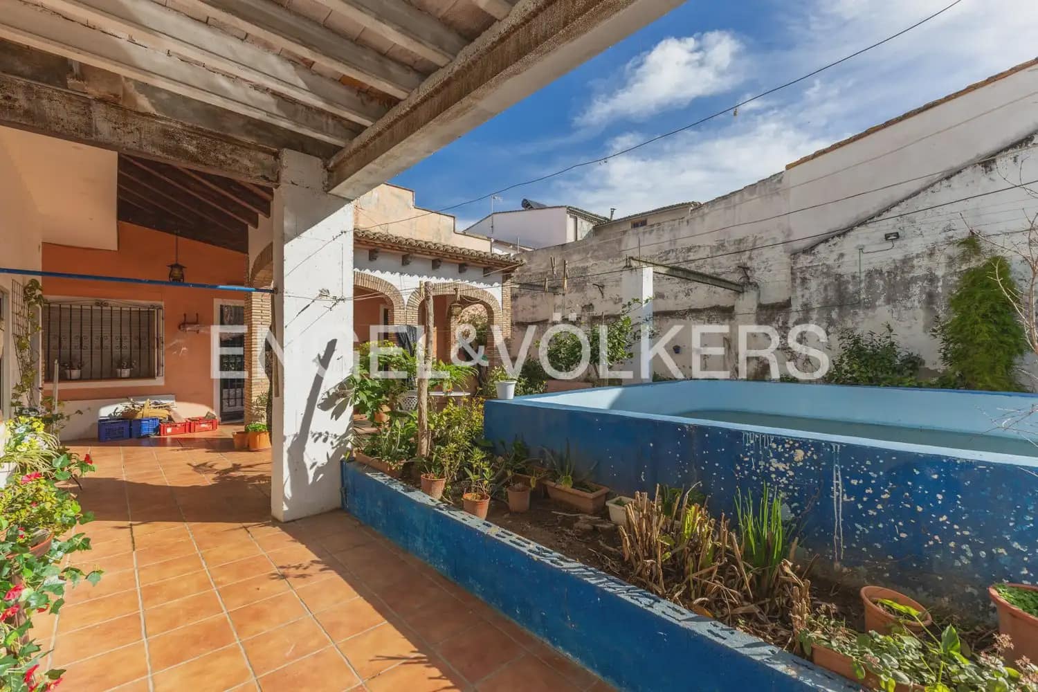 5 bedroom Townhouse for sale in Rafelguaraf with pool garage - € 215,000 (Ref: 9898019)