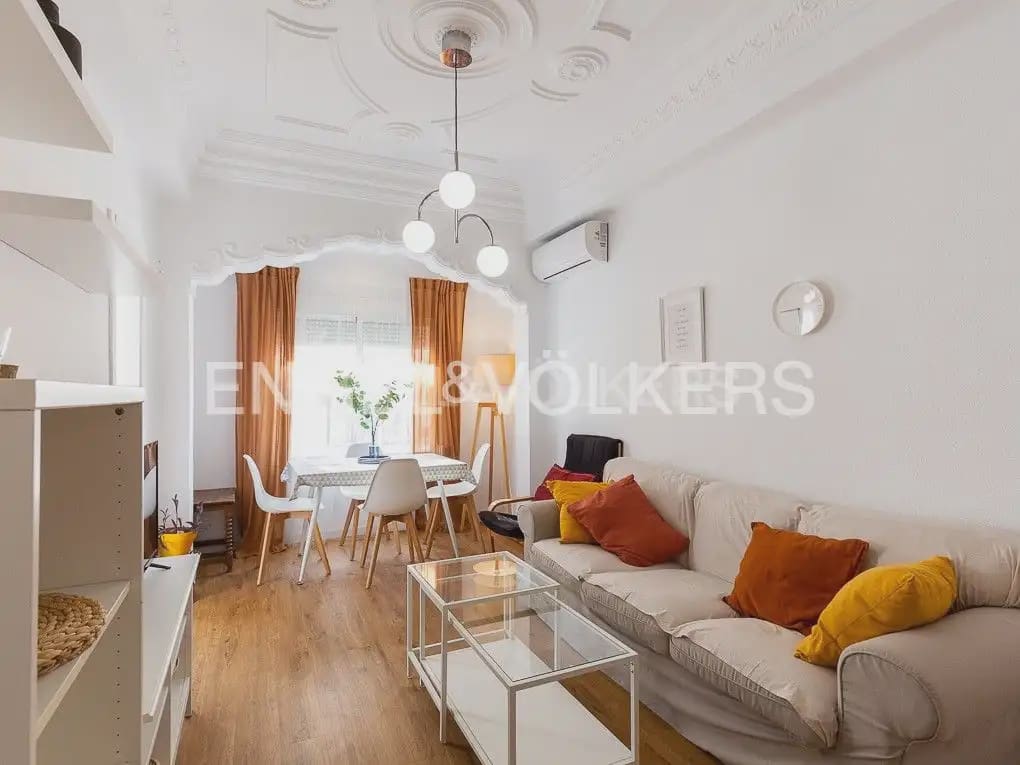 Appartement de 2 chambres à louer à Valence ville - 1 600 € (Ref: 9898022)