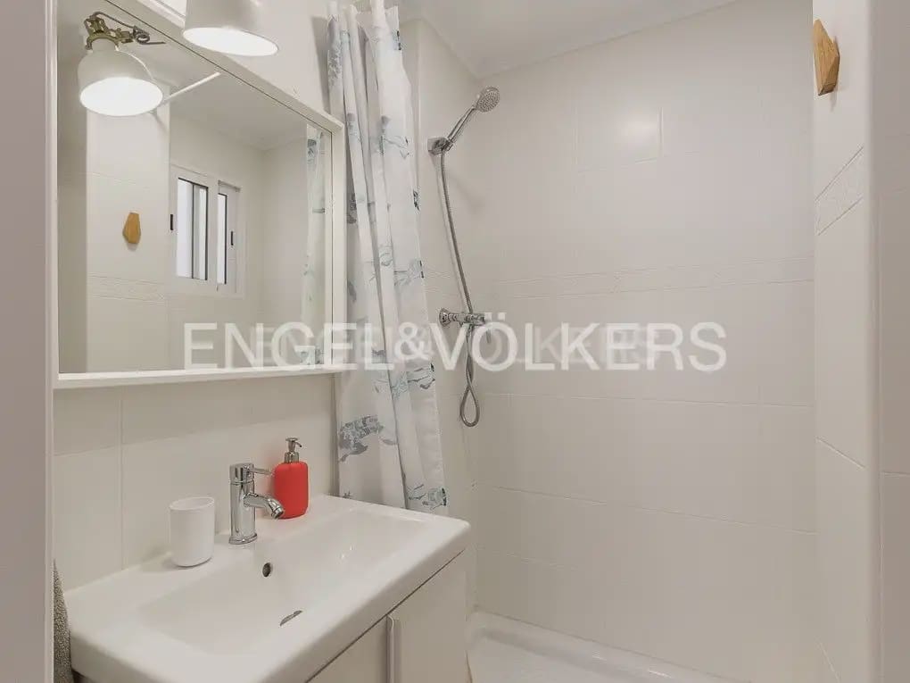 Appartement de 2 chambres à louer à Valence ville - 1 600 € (Ref: 9898022)
