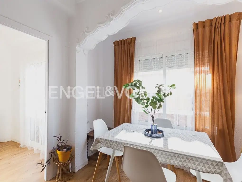 Appartement de 2 chambres à louer à Valence ville - 1 600 € (Ref: 9898022)