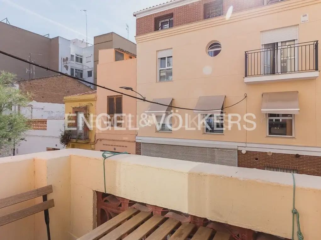 Appartement de 2 chambres à louer à Valence ville - 1 600 € (Ref: 9898022)