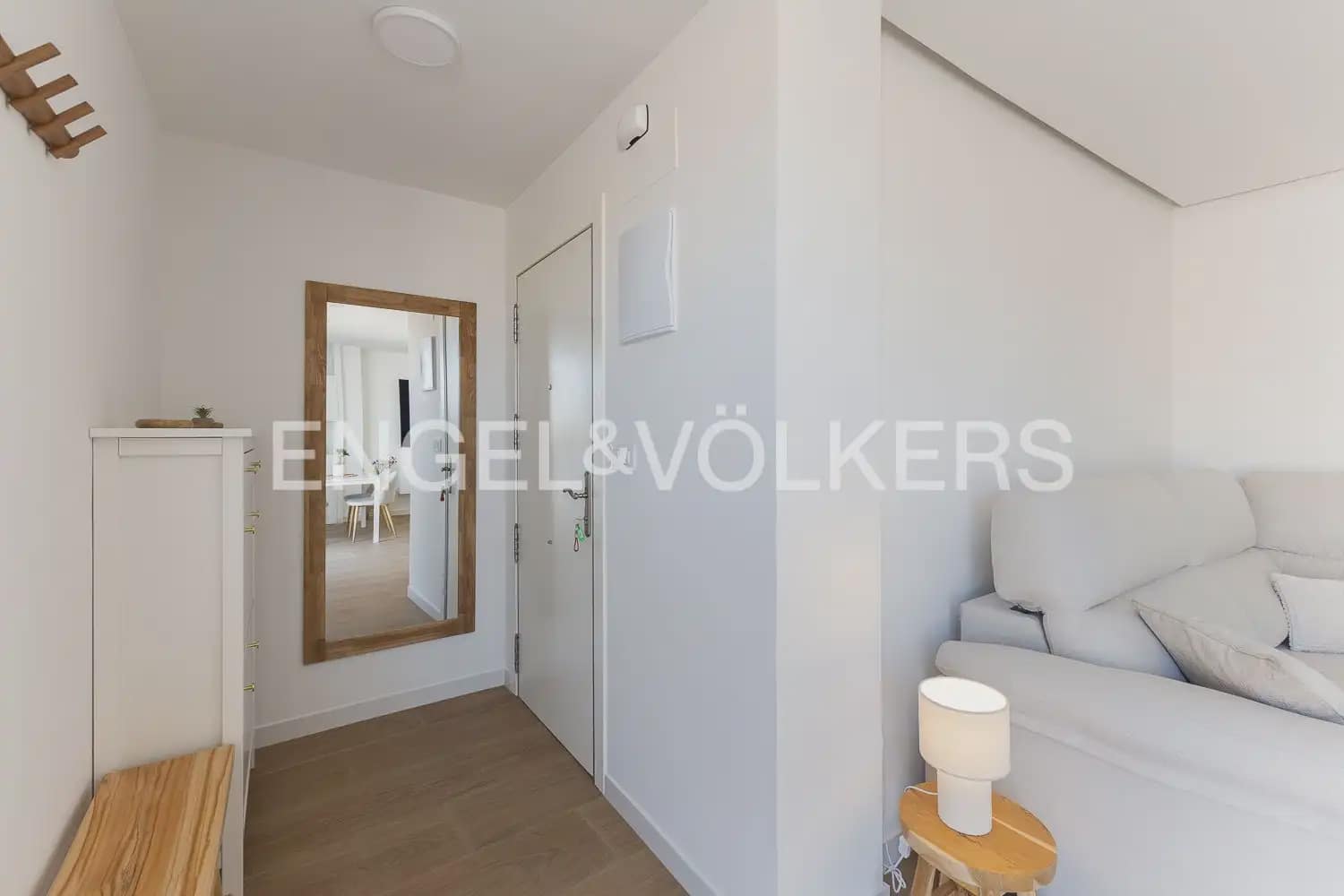 3 quarto Penthouse para arrendar em Puig - 1 400 € (Ref: 9898023)