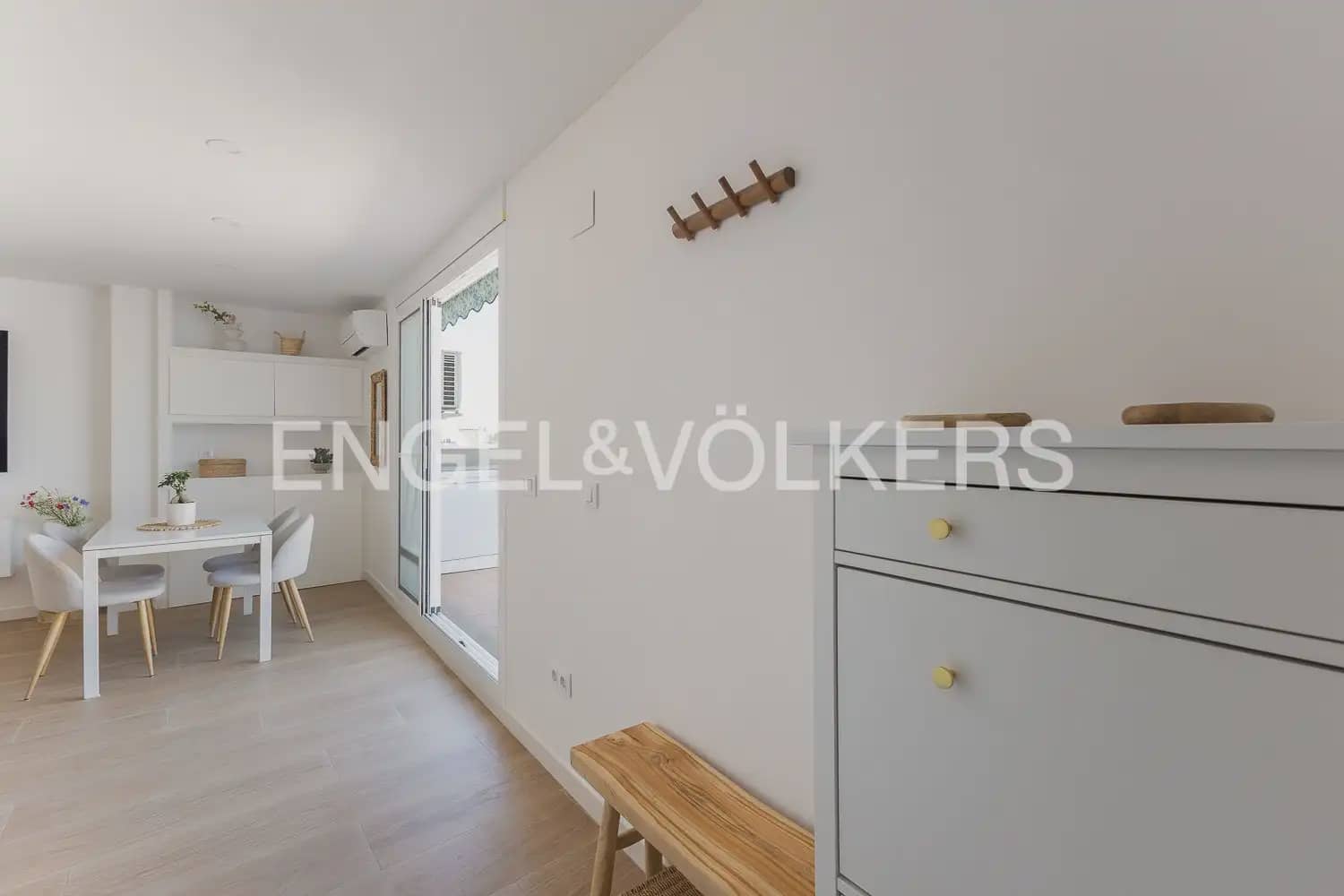 3 quarto Penthouse para arrendar em Puig - 1 400 € (Ref: 9898023)