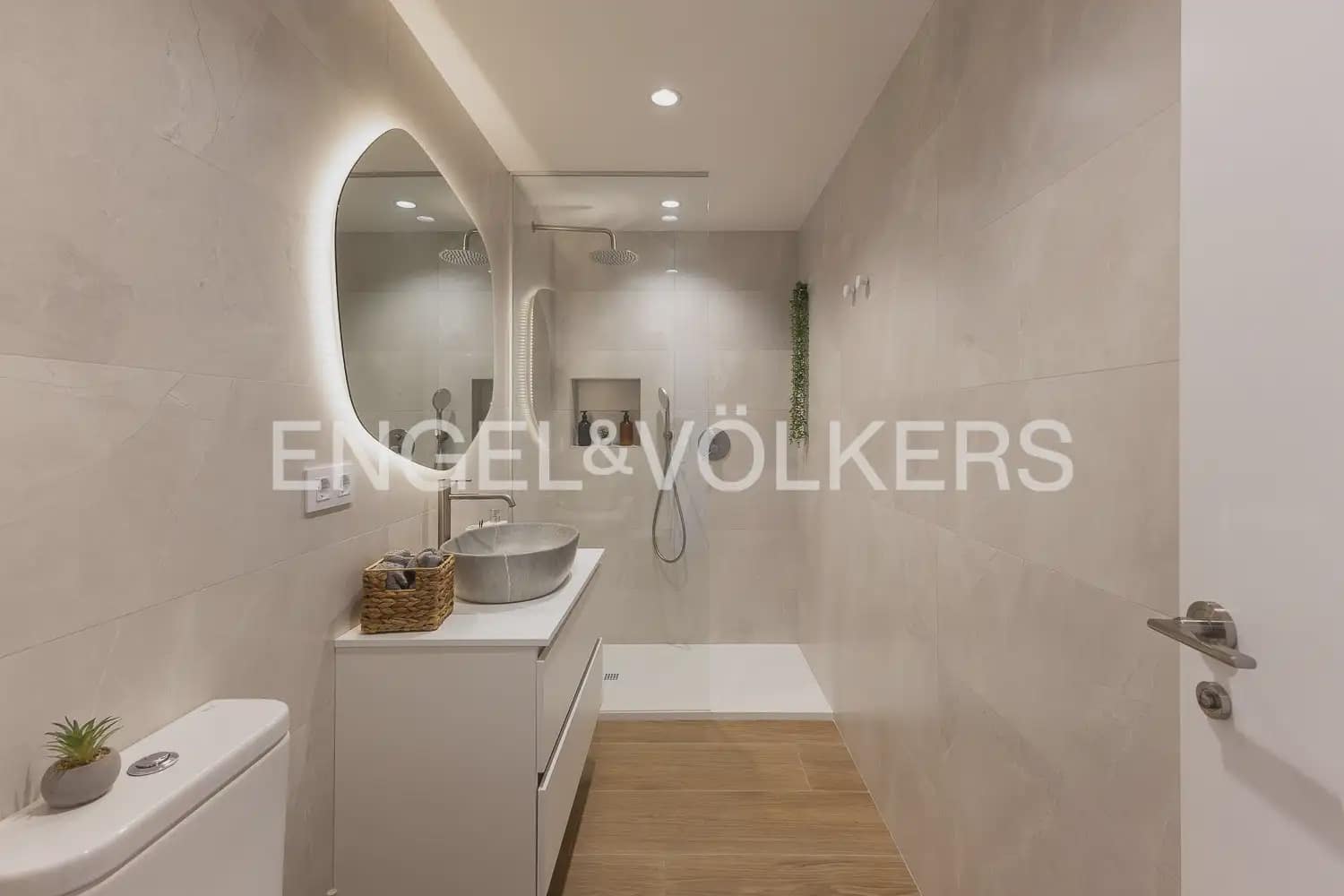 3 quarto Penthouse para arrendar em Puig - 1 400 € (Ref: 9898023)