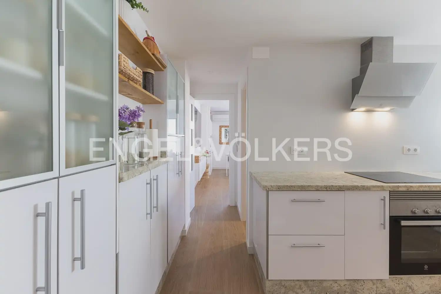 3 quarto Penthouse para arrendar em Puig - 1 400 € (Ref: 9898023)